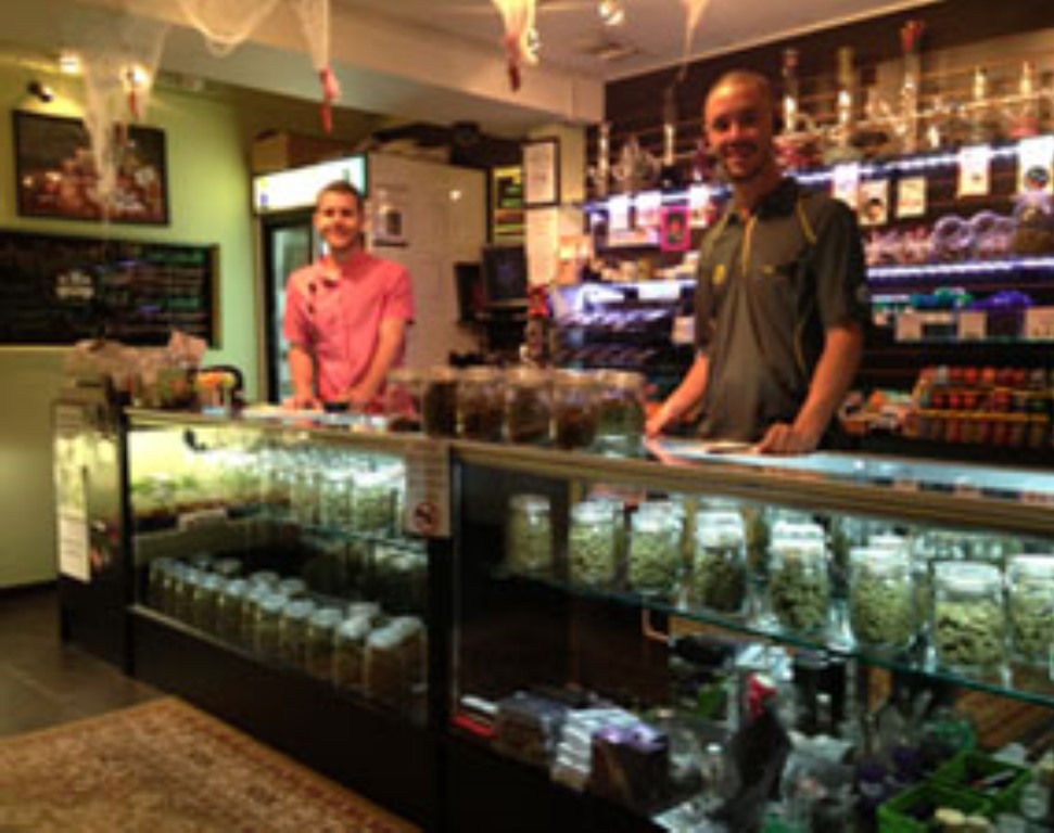 What are the benefits of using a marijuana smoke house?